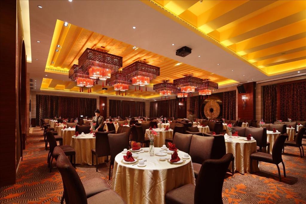 Sovereign Hotel Zhanjiang Luaran gambar