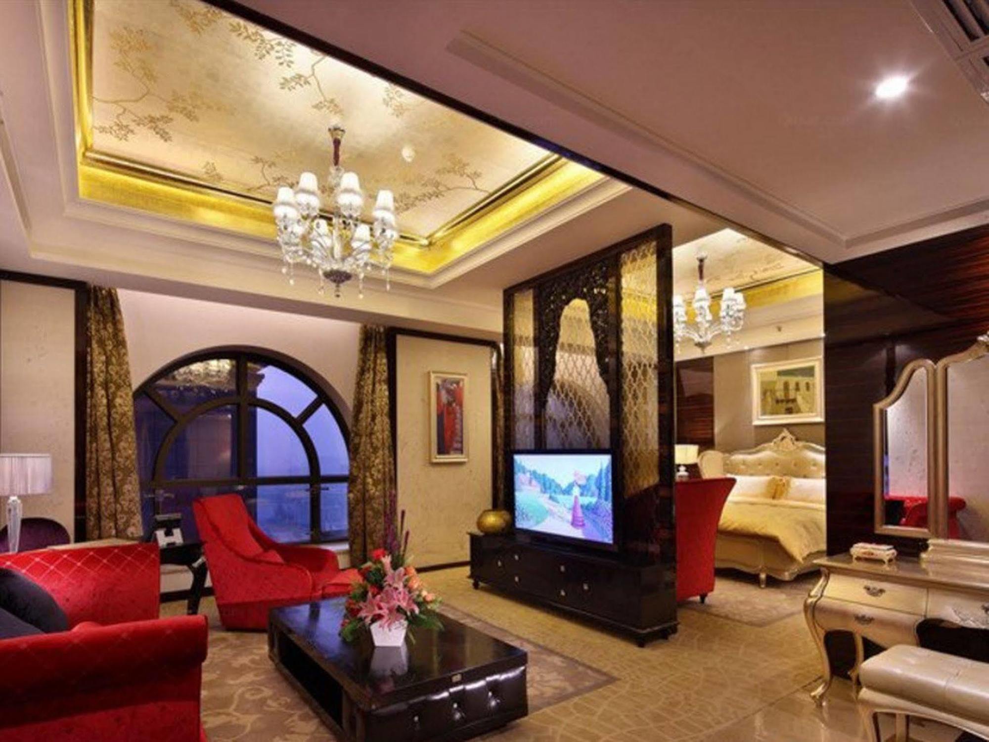 Sovereign Hotel Zhanjiang Luaran gambar